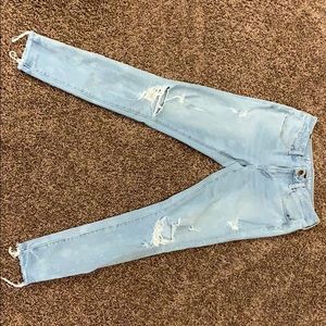 American Eagle Light Wash Jeans